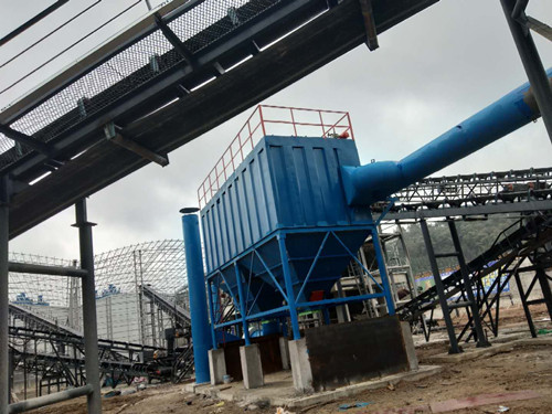 <b>脉冲除尘器:脉冲布袋除尘器在线、离线清灰方式</b>