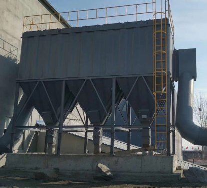 <b>布袋除尘器在石料生产线破碎机上的应用</b>