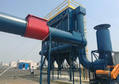 <b>防 爆型除尘器的设计及制作</b>