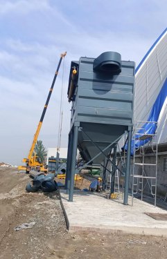 焦化厂煤棚除尘器吊装安装过程