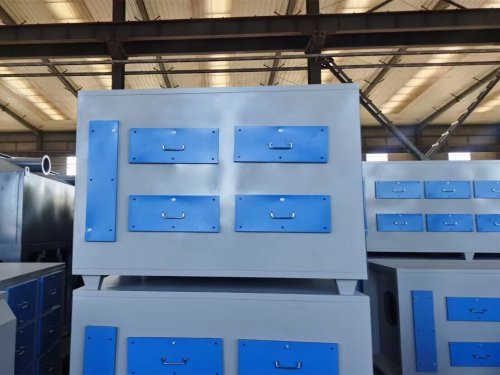 活性炭吸附箱：工业废气处理设备