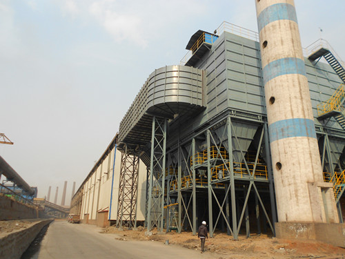 废钢铁坨切割车间除尘器（提高生产效率，确 保企业环保合规）