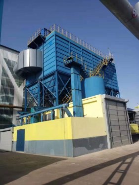 <b>钢铁厂转炉除尘器：炼钢烟尘治理布袋除尘设备</b>